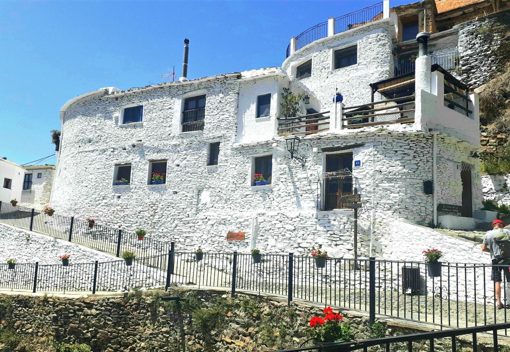 La Casa De La Bombilla Verde Trevélez Exterior foto