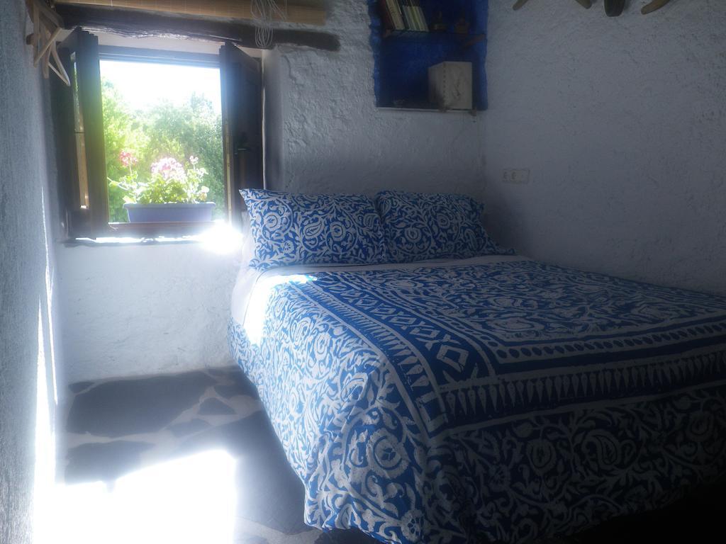 La Casa De La Bombilla Verde Trevélez Quarto foto